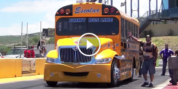 Drag Racing School Bus PUERTO RICO LA PAJARITA VS ALMALIBRE