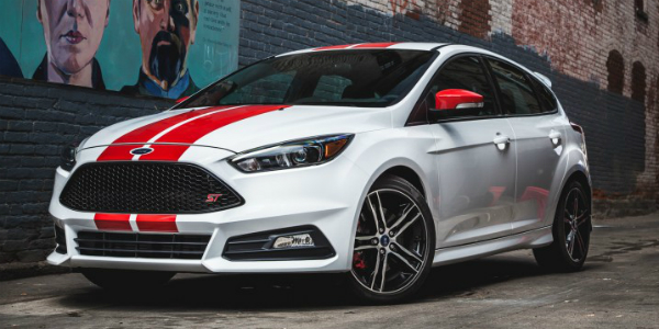 2015 FORD FOCUS ST! An EXCELLENT MODEL With NO-SEASON TIRES 412