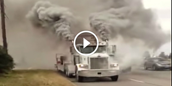 PETERBILT TRUCK It Is SMOKING SO MUCH 11
