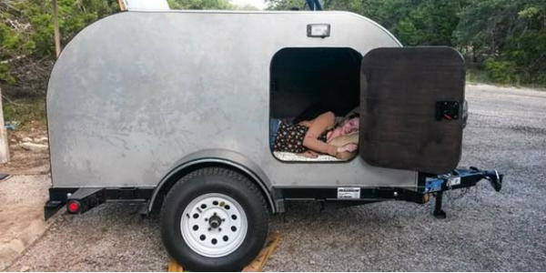 UNEXPERIENCED Man Assembles A homemade travel Trailer COMPLETELY ON HIS OWN 46