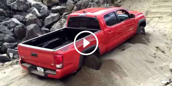 2016 Toyota Tacoma truck Gets Unstuck Thanks To Its NEW GIMMICK – THE CRAWL CONTROL 41