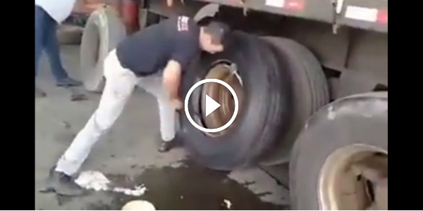 ! Change A TRUCK TIRE In LESS Than A MINUTE DIY 2