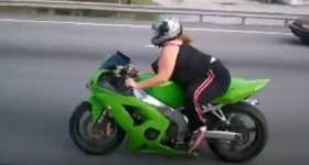 This BIKE GIRL Overtakes Every Vehicle In Front Of Her 1