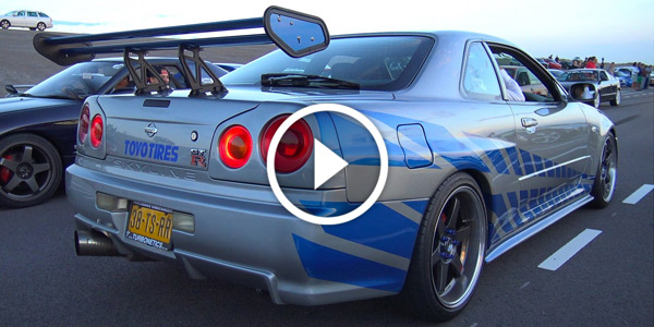 Nissan SKYLINE GTR R34 Burnout