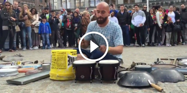 TALENTED STREET DRUMMER In Amsterdam! Dario Rossi Need A DRUM KIT 26