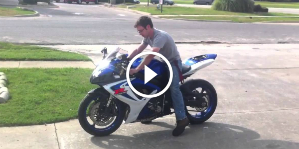 This Motorcycle FAIL Make You LAUGH! FORGOT To Use The GAS 15