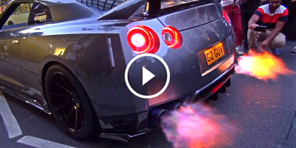 Insane Nissan GTR R35 Flamethrower Exhaust