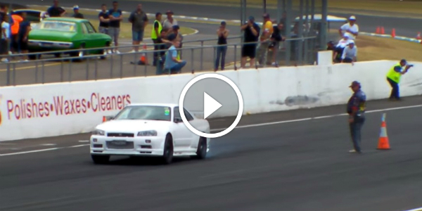 800+ HP NISSAN R34 GTR 2 Leaves BLACK MARKS On The Track Even In 3rd Gear 12