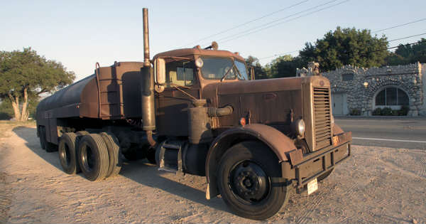 Steven SPIELBERG DUEL Movie Highway Chase Scene 2