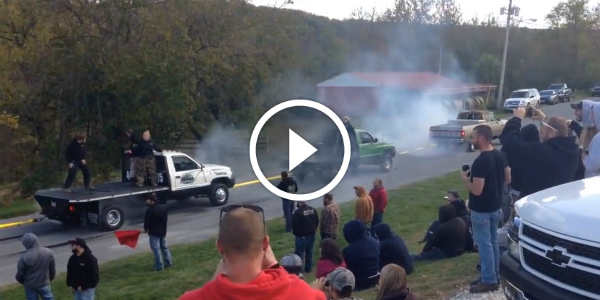 FORD TRUCK Tug Of War With A 6.7 Vs Three DODGE CUMMINS 3 5