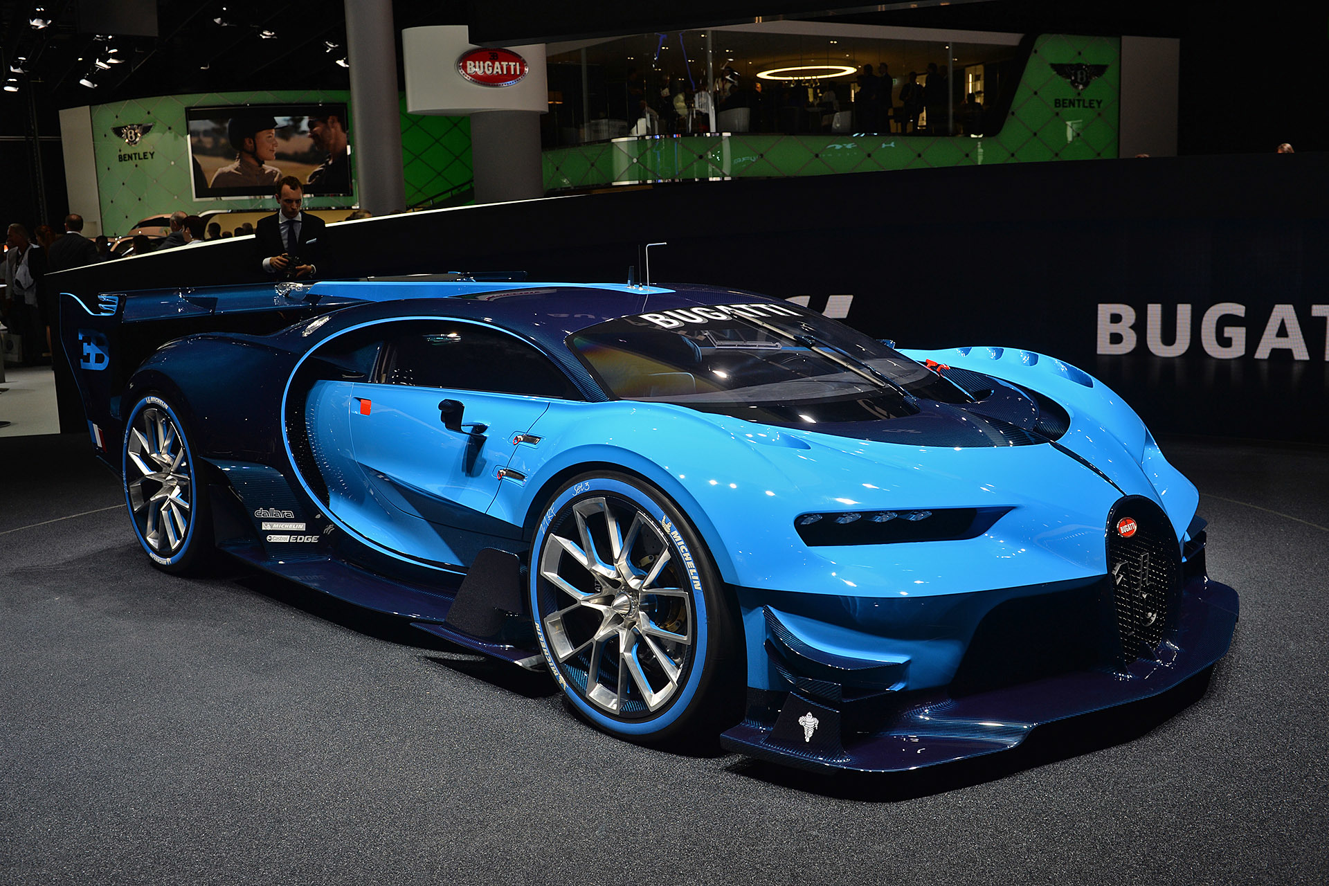 http://www.musclecarszone.com/wp-content/uploads/2015/10/bugatti-vision-turismo-concept-1.jpg