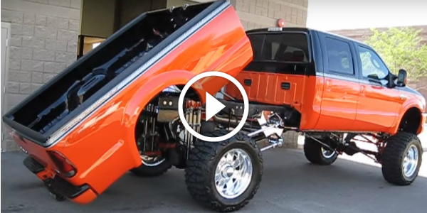 2004 Ford F350 DUMP BED In Action 3 play