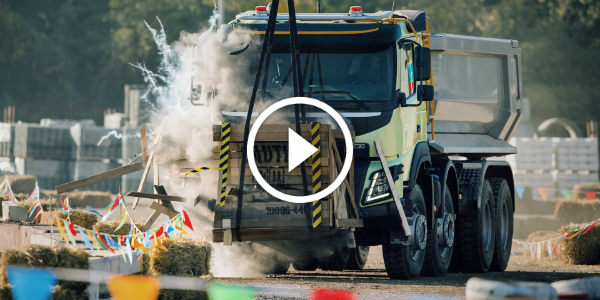 4-Year-Old Sophie Is VOLVO Truck Test Drive