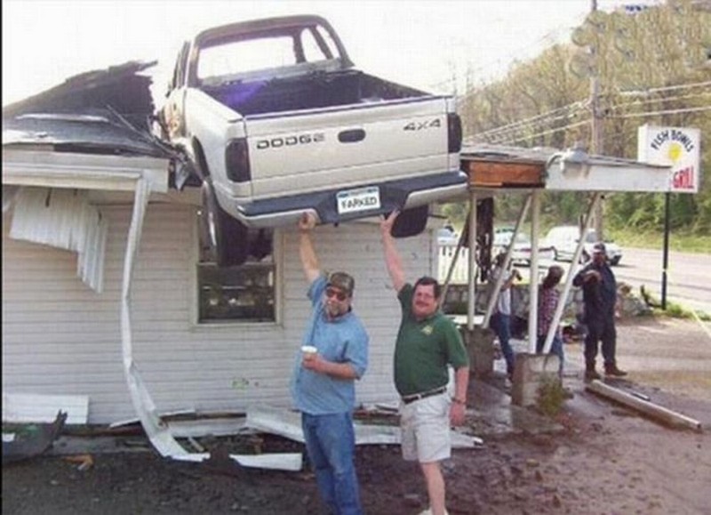 How On Earth Did These BIZARRE Car Accidents Happen 17