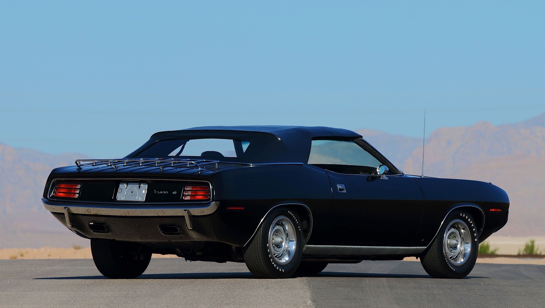 1970 Chrysler Plymouth Hemi Barracuda Convertible 2