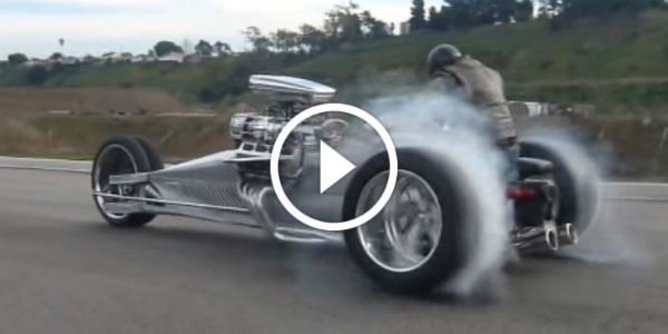 BURNOUT TIM COTTERILL ROCKET II TRIKE 21