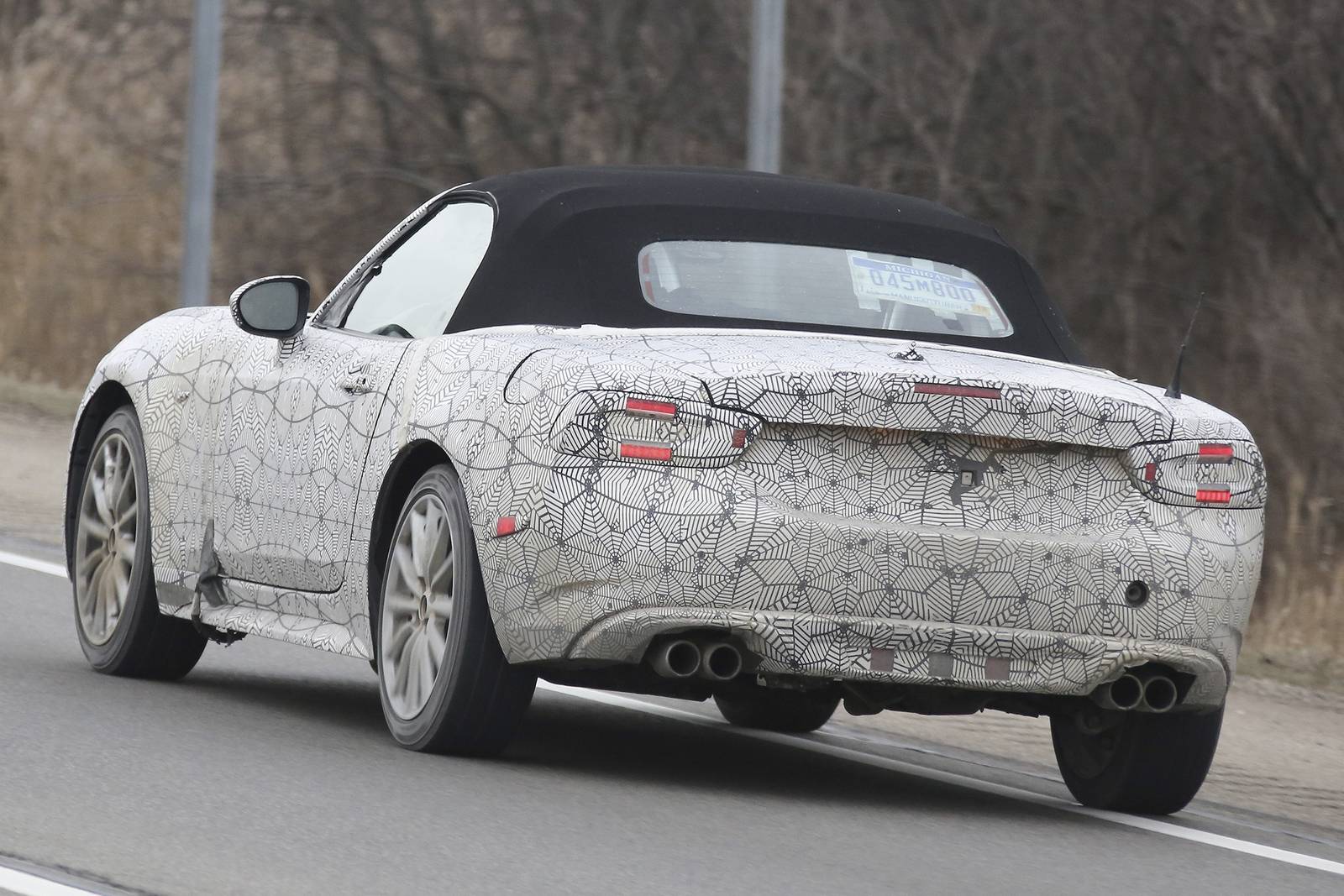 Fiat 124 Spyder ABARTH Spy Shots In Europe 8
