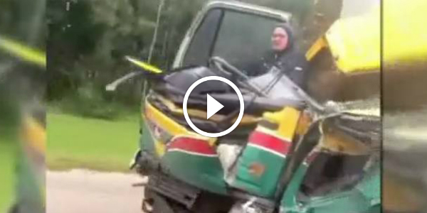 Russian Guy Driving Wrecked Truck 1 play