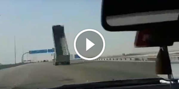 TRUCK CRASHES Highway Road Signs