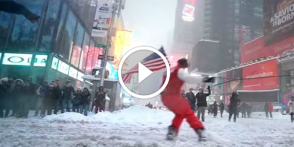 Casey Neistat Skiing & Snowboarding Through Manhattan!