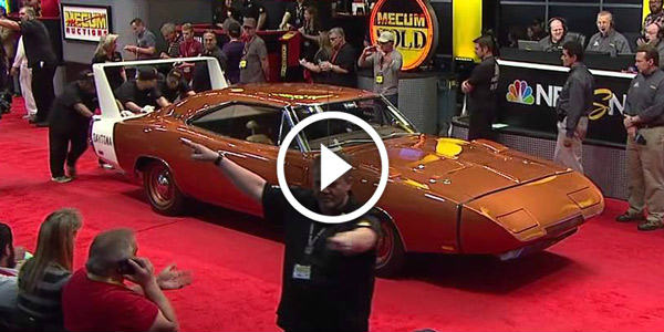 1969 DODGE CHARGER HEMI Daytona Sells for $900000