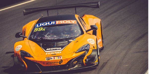 2016 bathurst mclaren win cover