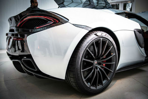 McLaren 570GT luxury car official 9