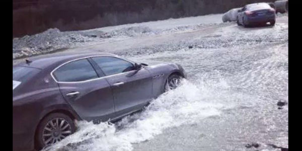 Six Wrecked Supercars In China 3