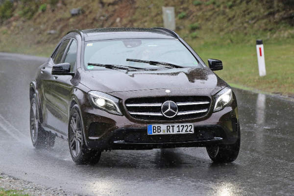 2019 Mercedes Benz 1