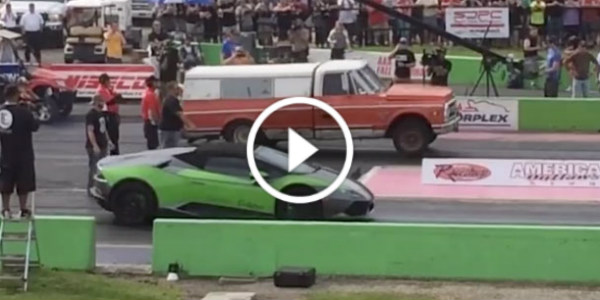 Farm Truck VS Lamborghini Drag Race 2 play