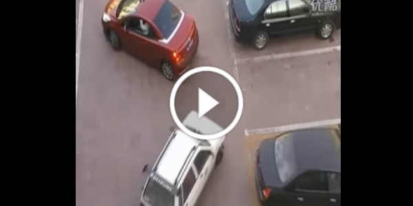 Funny Parking Spot Fight 2 play