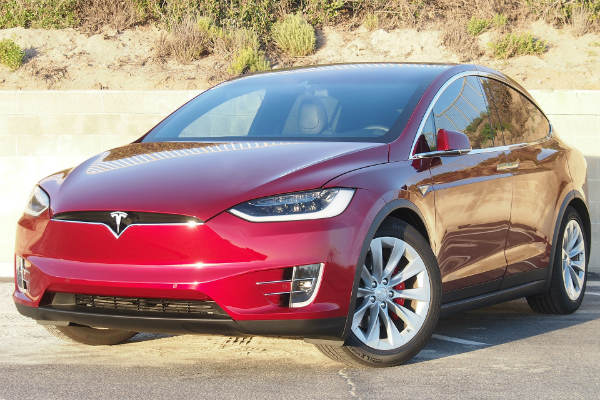Model Tesla X 3