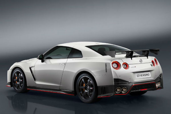 New Nissan GT R 8