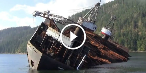 Unloading Timber Canadian Style 21