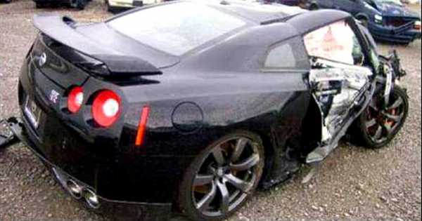 New 2017 Nissan GTR Stolen And Wrecked 2