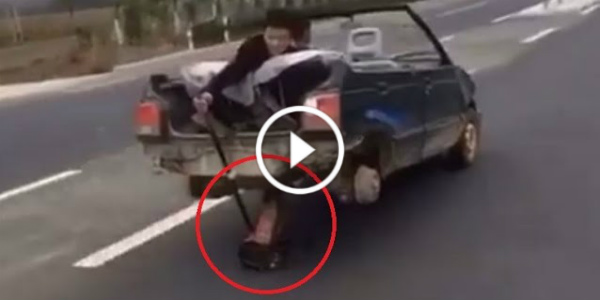 Driving Method two Wheels floor Jack 31