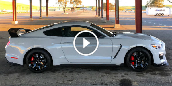 2016 Ford Shelby GT350R Road Test Best Mustang 11