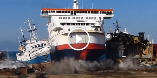 TOP 5 Immense Ship Beaching Into Shore Turkey 21