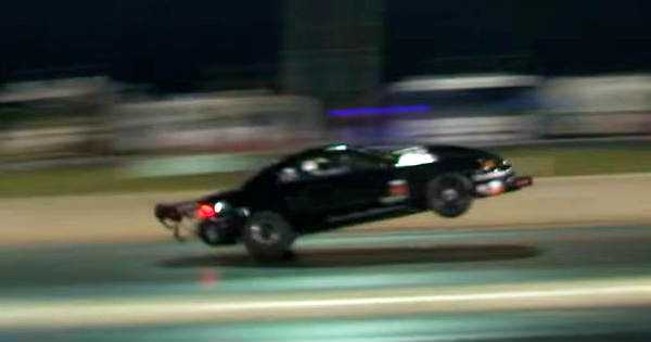 Drag Radial Racing mustang 4