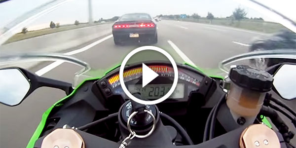 Kawasaki ZX10R Bike VS 670HP Dodge Challenger SRT Legendary Autobahn 3