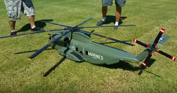 Massive RC Helicopter 4