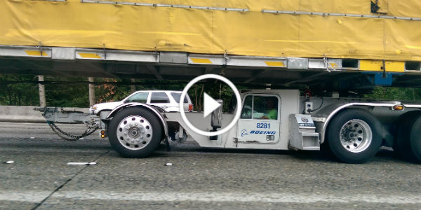 Boeing Trailer Loaded Truck 2 TN