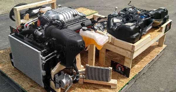 Challenger Hellcat Motor 4