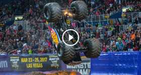Ryan Anderson son-uva Digger Reverse Wheelie Syracuse Monster Jam 2017 4