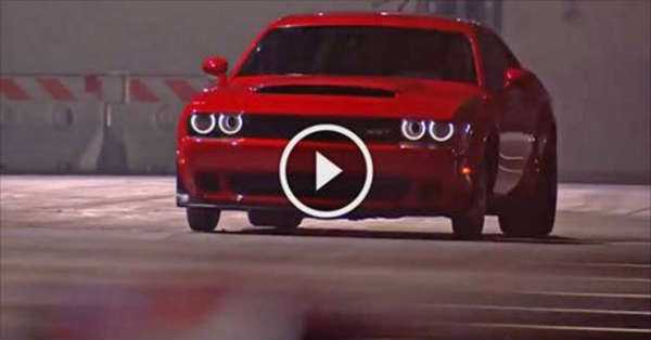 Fastest Street Legal Muscle Car Dodge Challenger SRT Demon 2