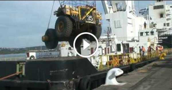 CAT 793 Dump Truck Dropped In South African Harbor 1 TN