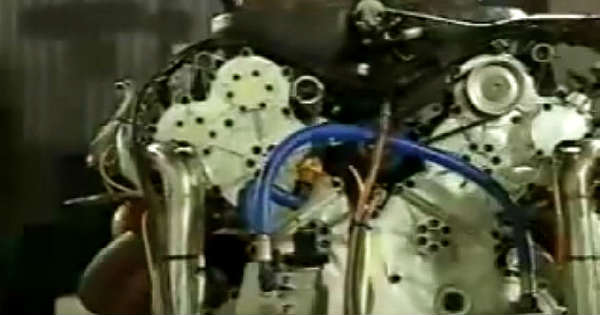 Formula 1 Renault 3 L V10 20000 RPM 8