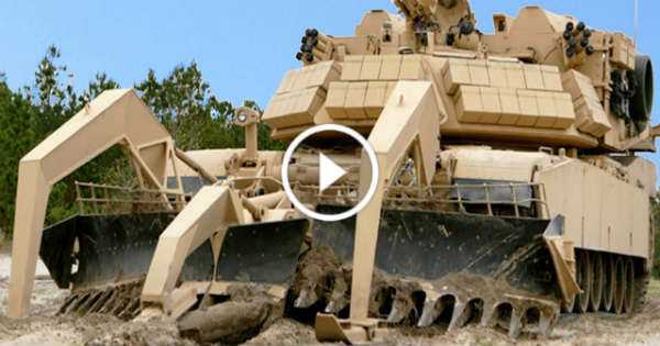 M1 Assault Breacher Vehicle or M1 ABV truck mud 1