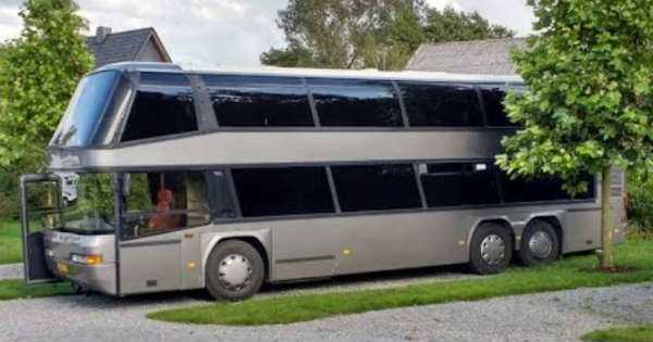 Neoplan Double Decker Bus To An Awesome 2
