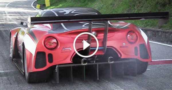 Alfa Romeo 4C Formula 3000 V8 Engine test sound 1